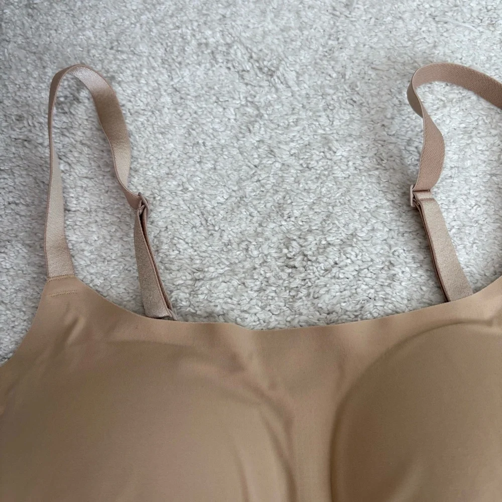 True & Co. Scoopneck Seamless Tan Bralette